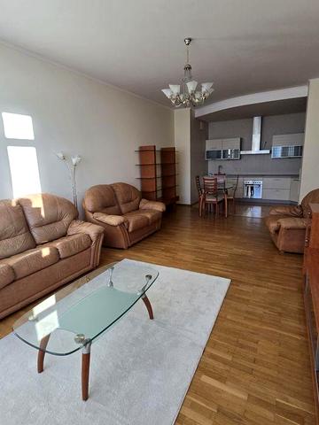 Оренда 3х к квартира ст.м.Політехнічний інститут ,вул Провіантська 3