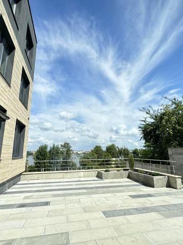 Продаж квартири з виглядом на озера по вул.Підгірна