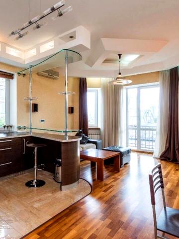 Кропивницького вул., 12