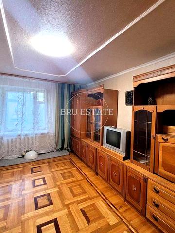 Здам 2к квартиру на Позняках, Ахматової 5, Газ, Тепло