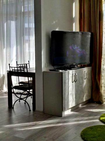 Своя 1 комн. в ЖК 4 сезона. Пр. Леси Украинки. Генератор. Вид на море