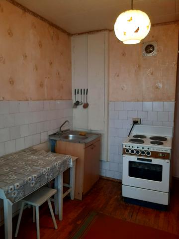 Незалежності вул. (Титова), 18-Б