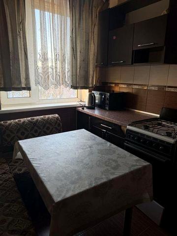 Оренда квартира Ньютона 115а