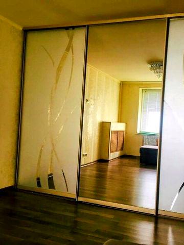 Довгострокова оренда 2к Квартира Олександра Кошиця (Караваєва) вулиця