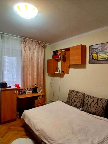 Павела Йозефа Шафарика вул. (), 8