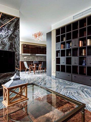 Болсуновська вул. (Сергія Струтинського), 2