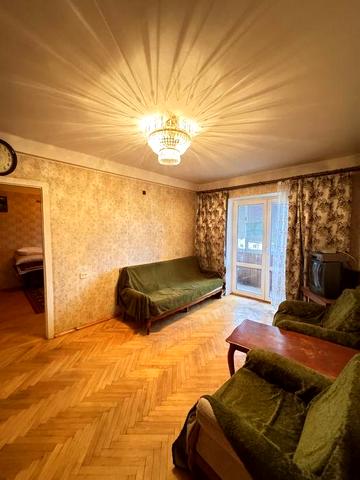 Власник ! 3.х кімнатну квартиру вул Миколайчука 7