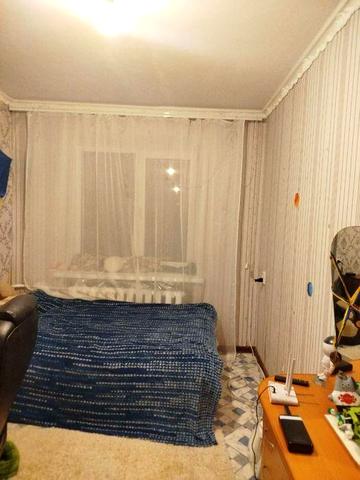 Продам квартиру 4х кімнатну