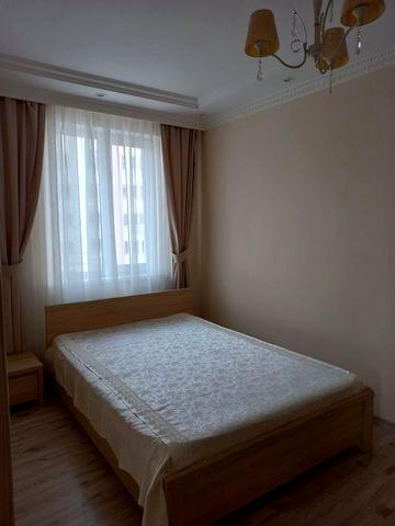 Сдаётся долгосрочно 2 ком квартира на Марсельской. Газ.