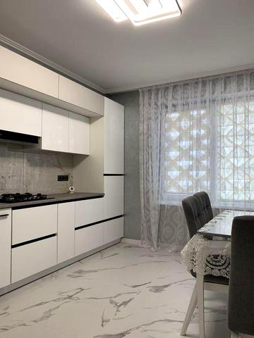 Оренда  білосніжної  2к квартири