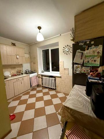 Продаж 1кім.квартири по вул.Низинна