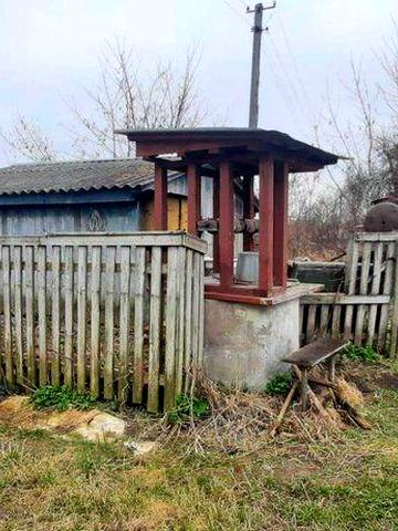 Продам будинок та прилеглу ділянку Київська обл.. Власник, 30000 у.о..