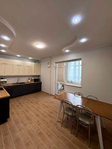 Оренда 2 кім. квартири по вул. Зелена