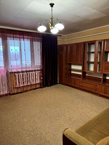 Продаж однокімнатної квартири в селищі Машівка