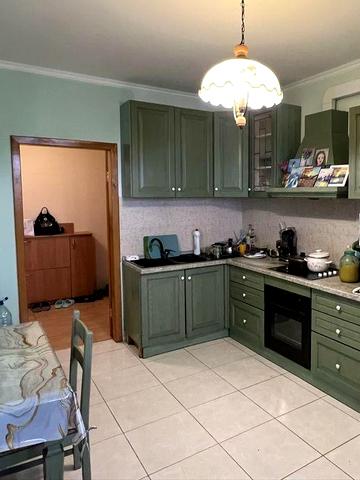 Оренда 3-к квартири Срібнокільська, 22 метро Осокорки