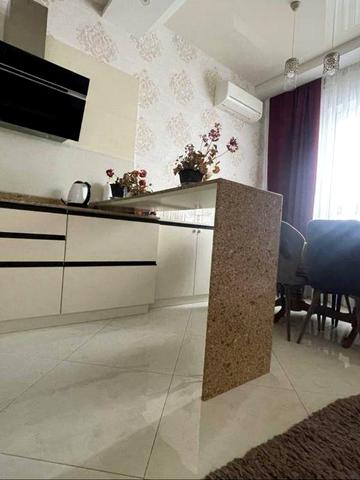 Аренда 3к.кВ. Центр пер. Банный 1, Дом на Набережной Новострой