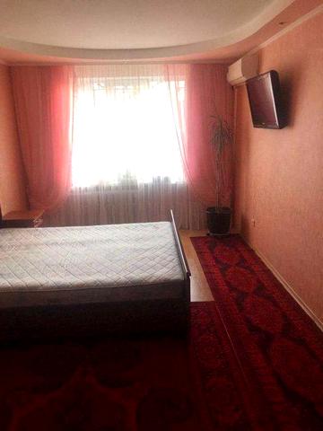 Здається 3 кімнатна квартира по кільцю!