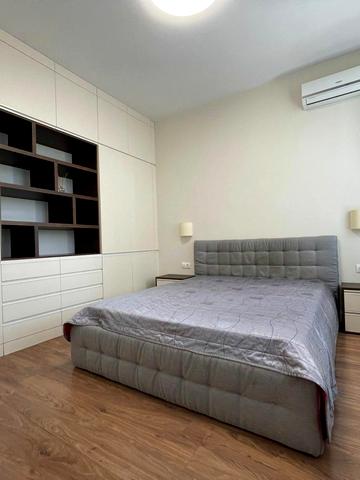 Лесі Українки бульв., 7-А