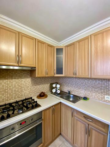 Амвросія Бучми бульв., 8