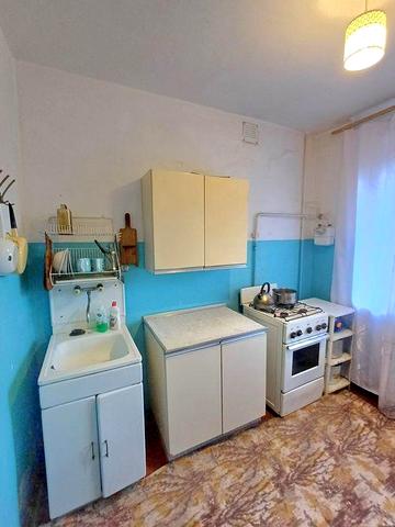 Продам 1 комнатную " Чешку" на 2/9 Космонавтов / Винграновского