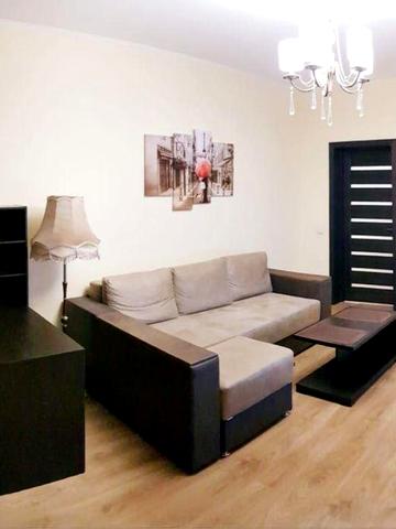 Довгостроково здам 1-кімнатну. Власник