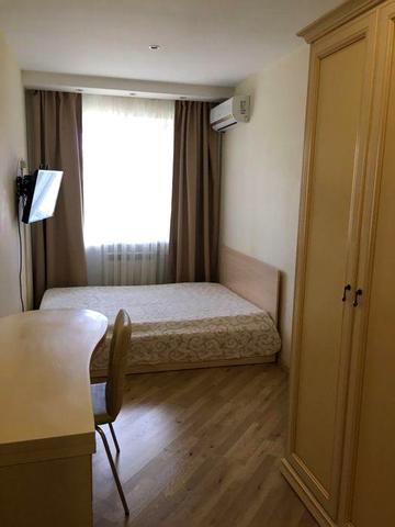 Продам 2-х кімнатну квартиру, проспект Науки, 39 ст м 23 серпня