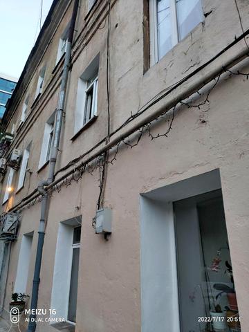 Польський узвіз, 9