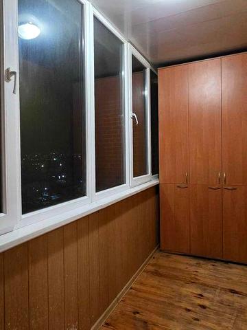 Двокімнатна з автономкою на Чорновола