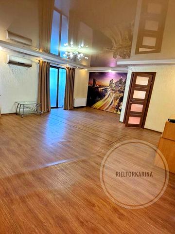 3 Слобідська/ринок Юліана 3к квартира з індив.газовисм опаленням