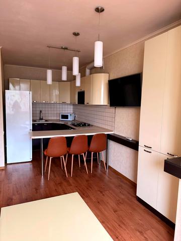 Академіка Шалімова вул., 67-В