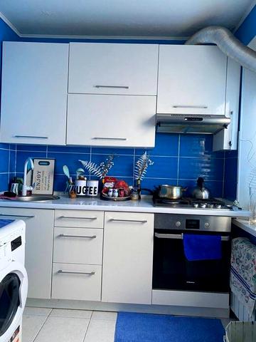 Продаж трикімнатної квартири ( ВІД ВЛАСНИКА )