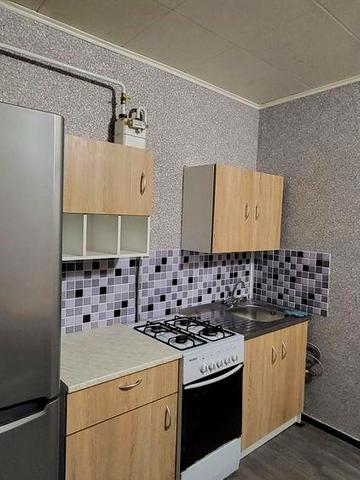 Сдам свою 1комнатную крупногабаритную  квартиру на левом берегу.