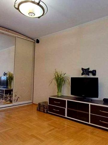 Двокімнатна, Гмирі,15. м. Позняки 7хв. Поверх 8, плита ГАЗ.