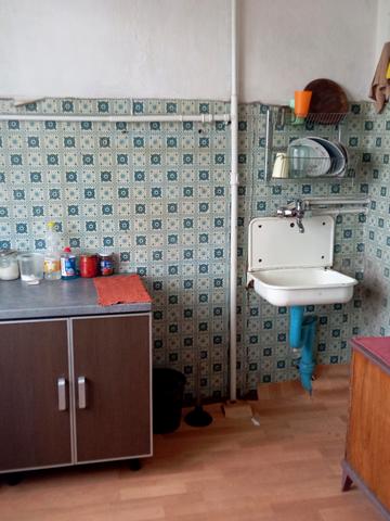 Ялтинська вул., 12/11