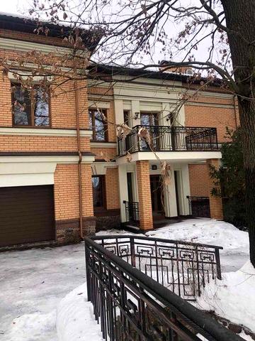 Оренда будинку  450 м2 Стоянка Шпитьки  Бучанське водосховище