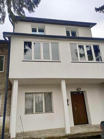 Продається квартира