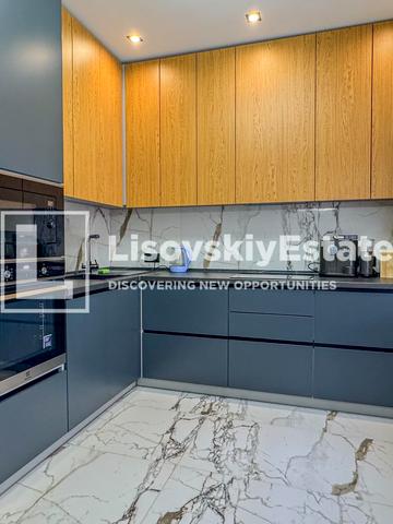 Мечникова вул. (Кловський), 10/2