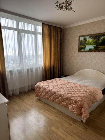 Сдам двухкомнатную квартиру на Черемушках /Бреуса 63/1