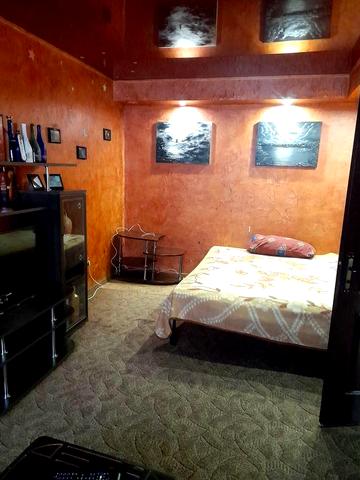 Кривой рог Саксаганский район 1к. Квартира