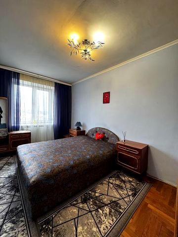 Оренда  трикімнатноі квартири після ремонту .