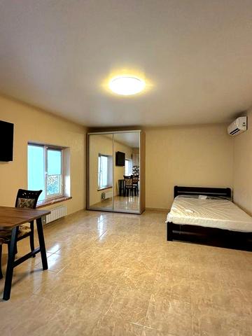 1 к. квартира с местом для автомобиля Небесной сотни /Червоный хутор