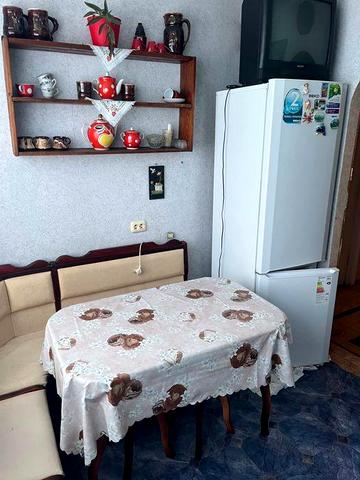 Власник.Сдам 2-комн.квартиру в м.Здолбунів (р-н ЗОШ 6).Без комісії