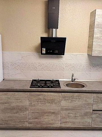 Сдам большую однокомнатную студию в ЖК Александровский.