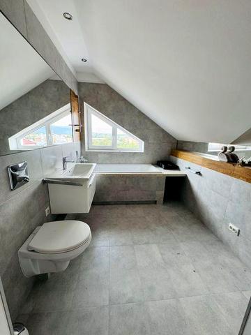 Дворівнева квартира 2-хкімнатна