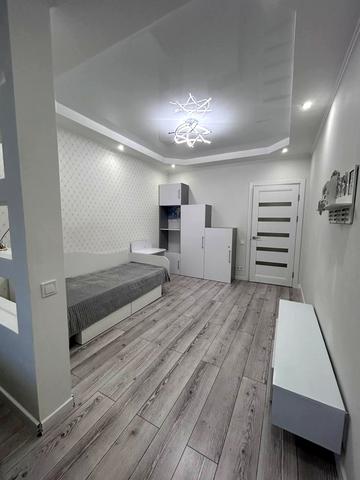 Західна вул., 10