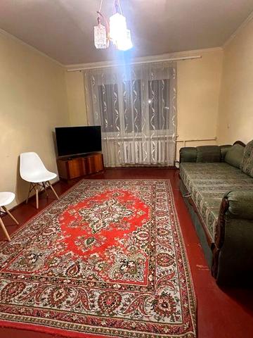 Продаж двокімнатної квартири у м.   Стрий  (50 м.кв.)