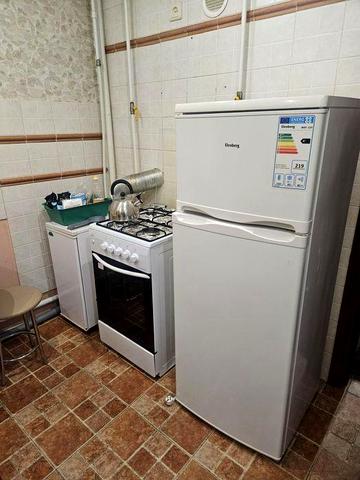 Сдаю  часть  дома вцентре, 2к,  отдельный  вход