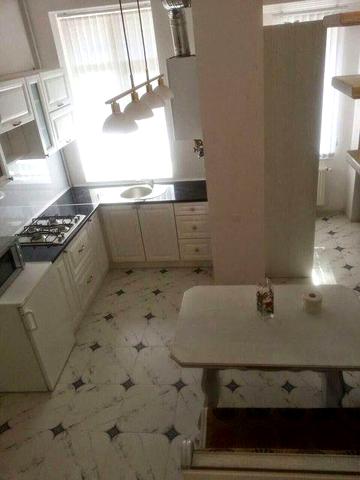 Без посредников . Здается квартира в центре города Аркадия Жуковского