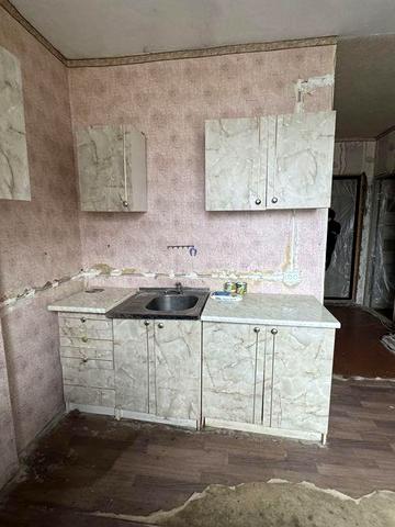 Продам простору 2к квартиру смт.Зарічне