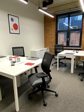 Тараса Шевченка вул., 120